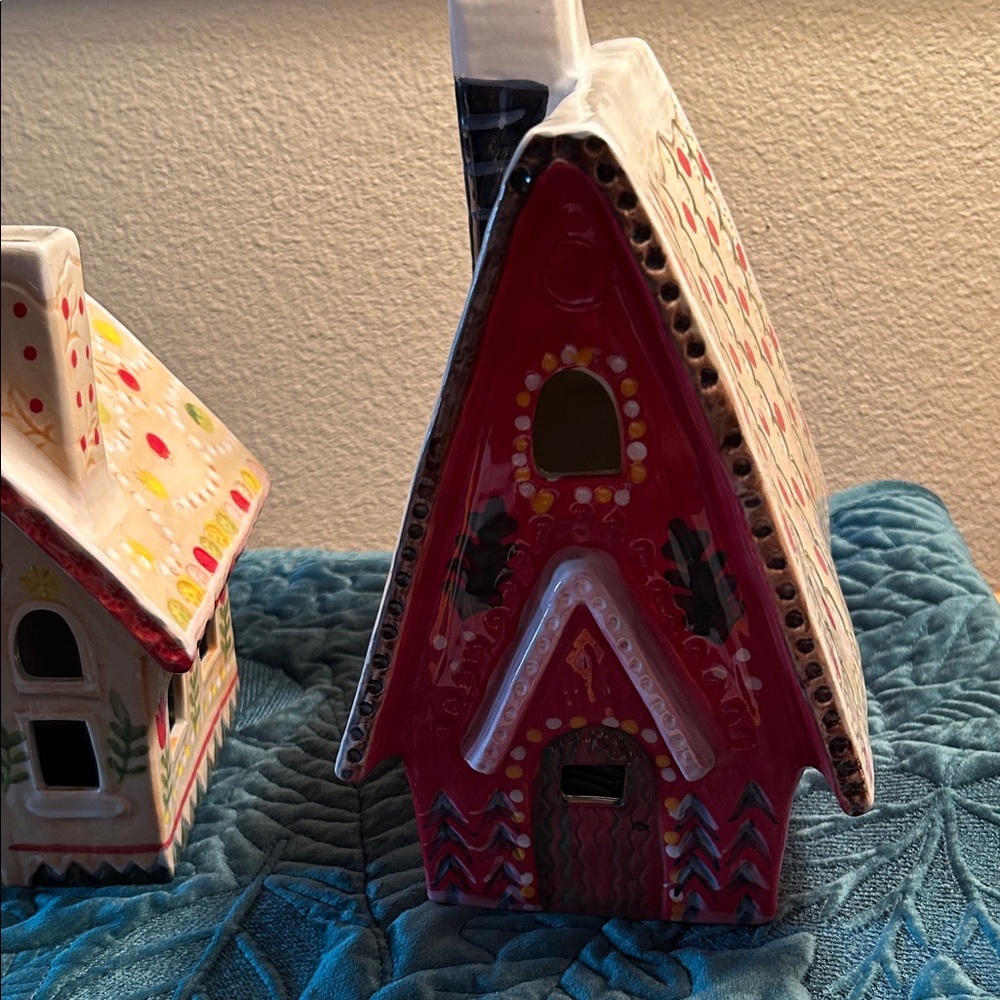 Ceramic house by Nathalie Lete for Anthropology